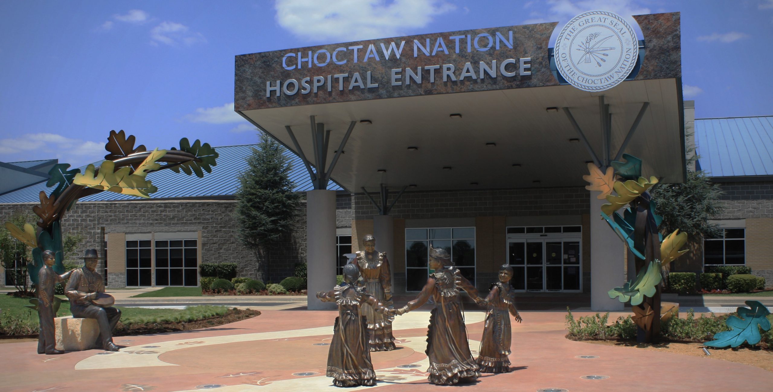 Choctaw Nation Health Care Center Sculpture Installation