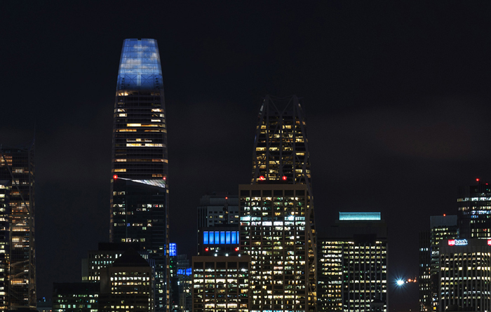 Salesforce Tower – Jim Campbell, Day to Night