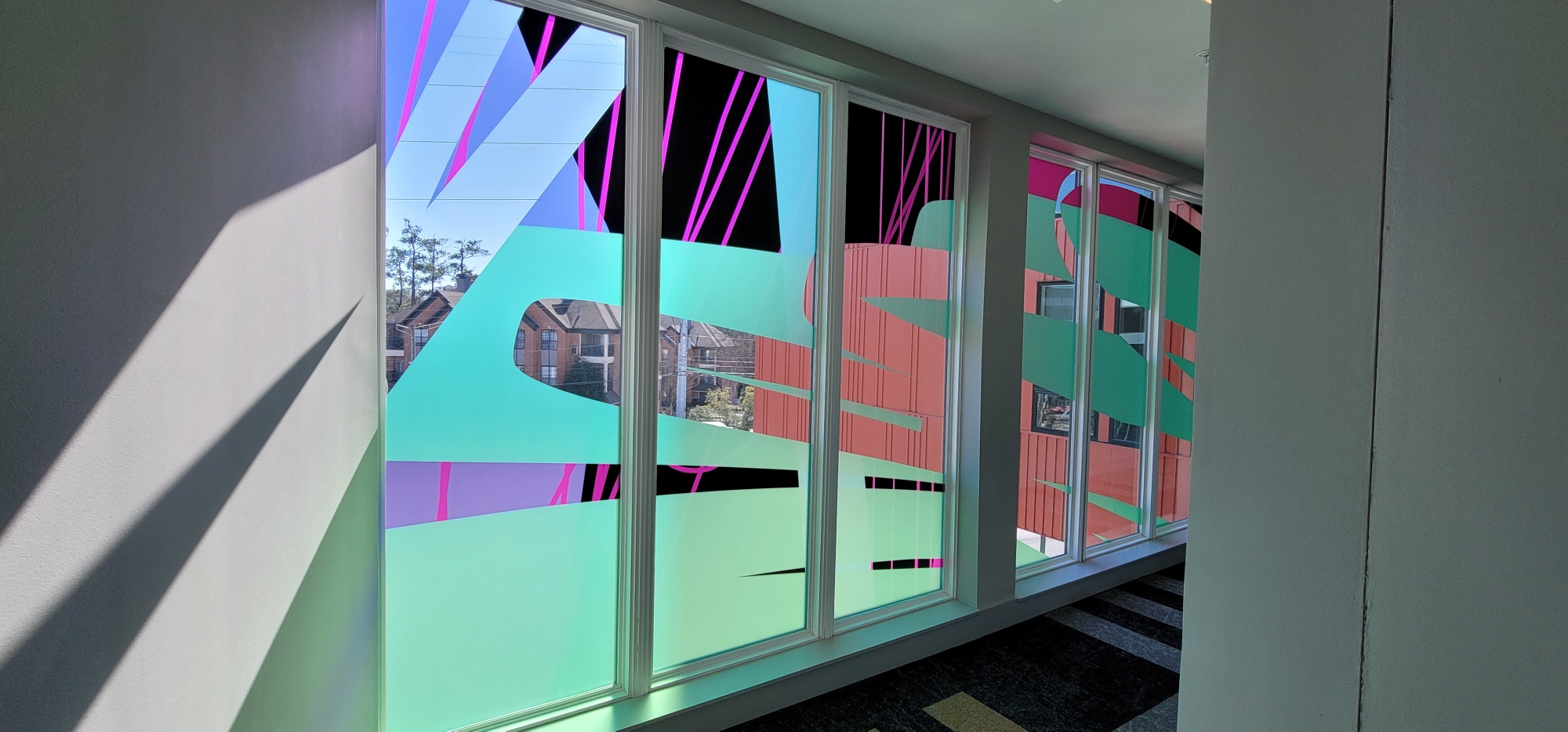 Five Story Window Mural, Modera Prominence