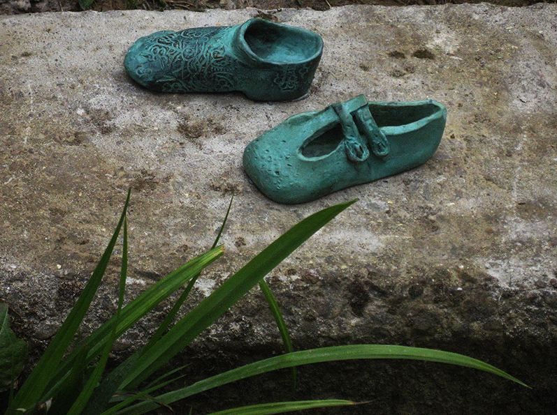 Upton Place Shoe Sculpture Trail