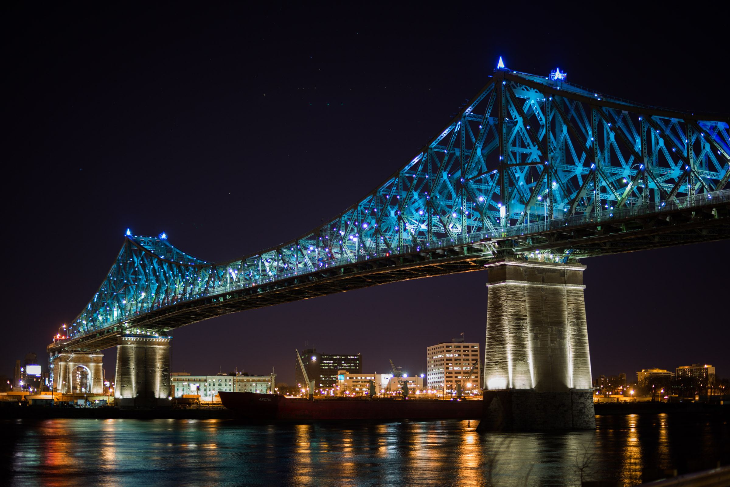 Jacques Cartier Bridge Interactive Illumination