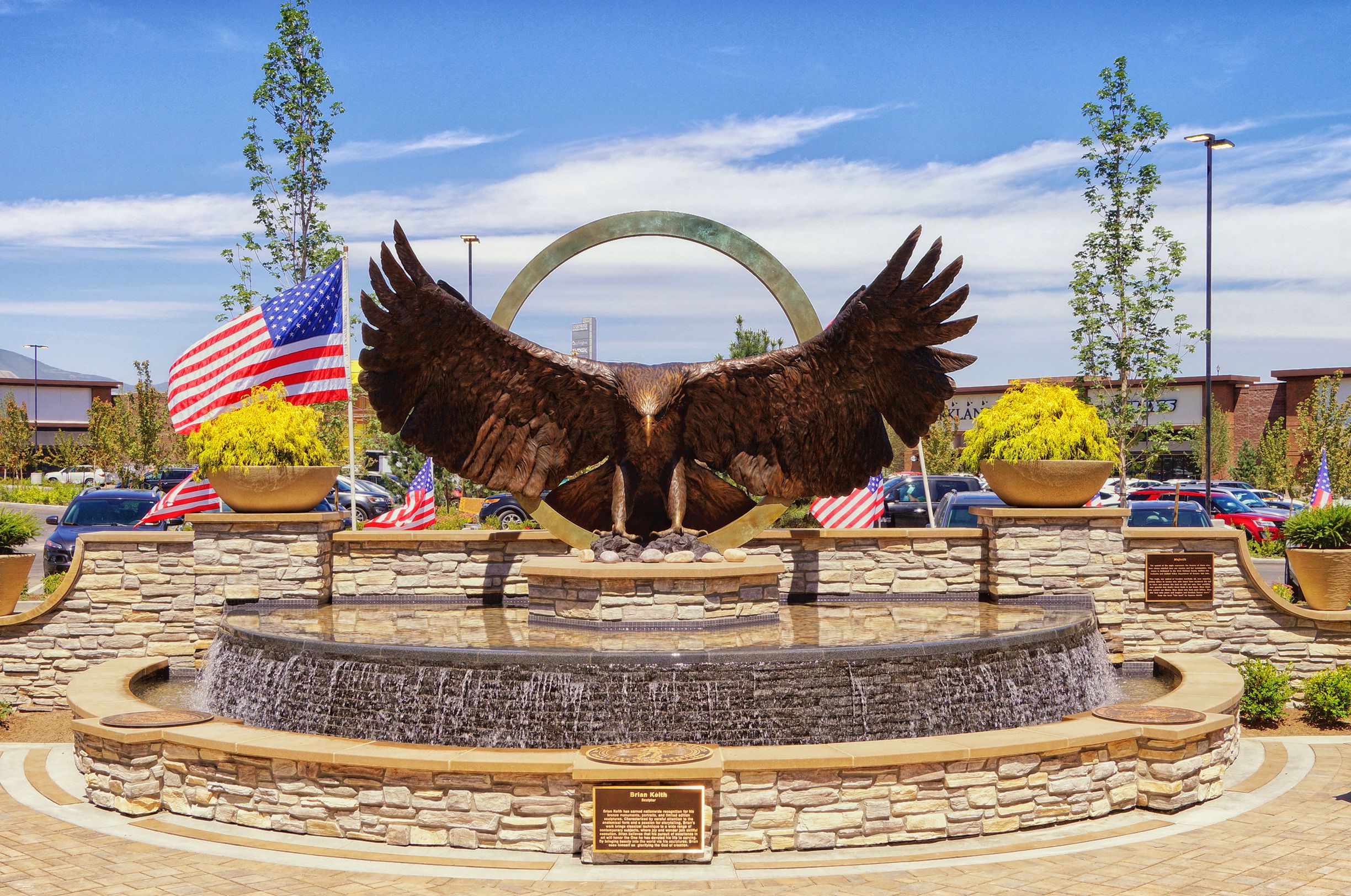 Majestic – 13-foot eagle for Mountain View Village