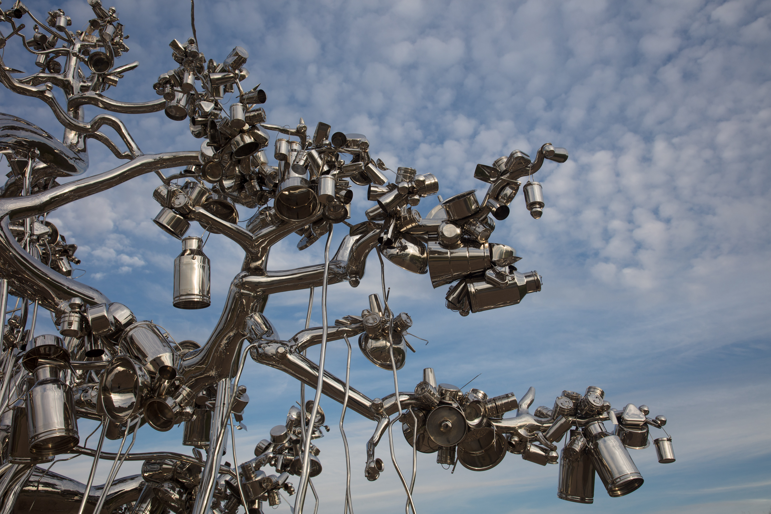 Mirror Polishing Stainless Steel Tree Sculpture-People Tree