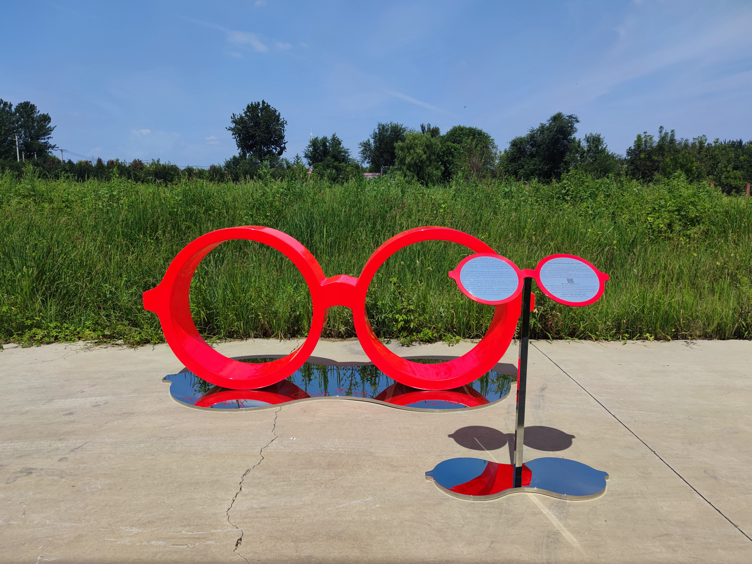 Painting And Mirror Polishing Stainless S teel Sculpture-Red Glasses