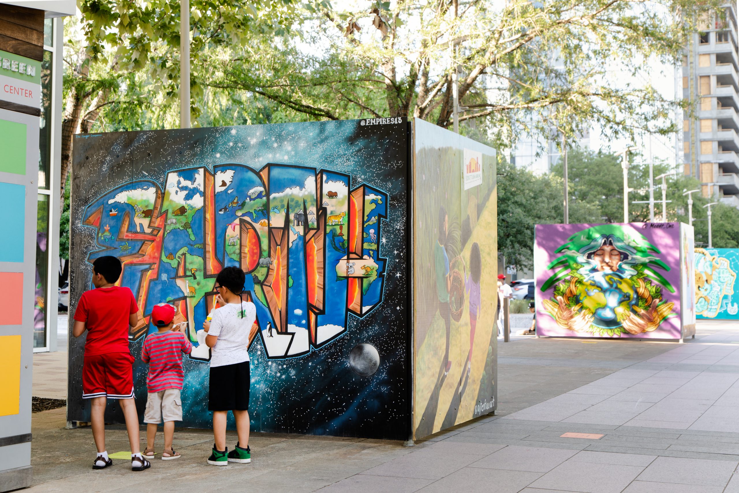 Earth Day Murals at Discovery Green 