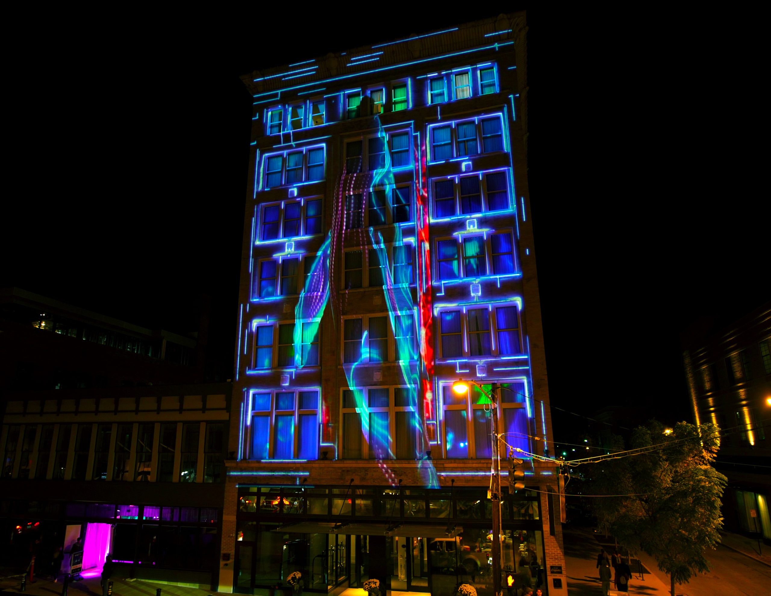 “Eco-nnections: Together” Nature-themed Projection Mapping at BLINK