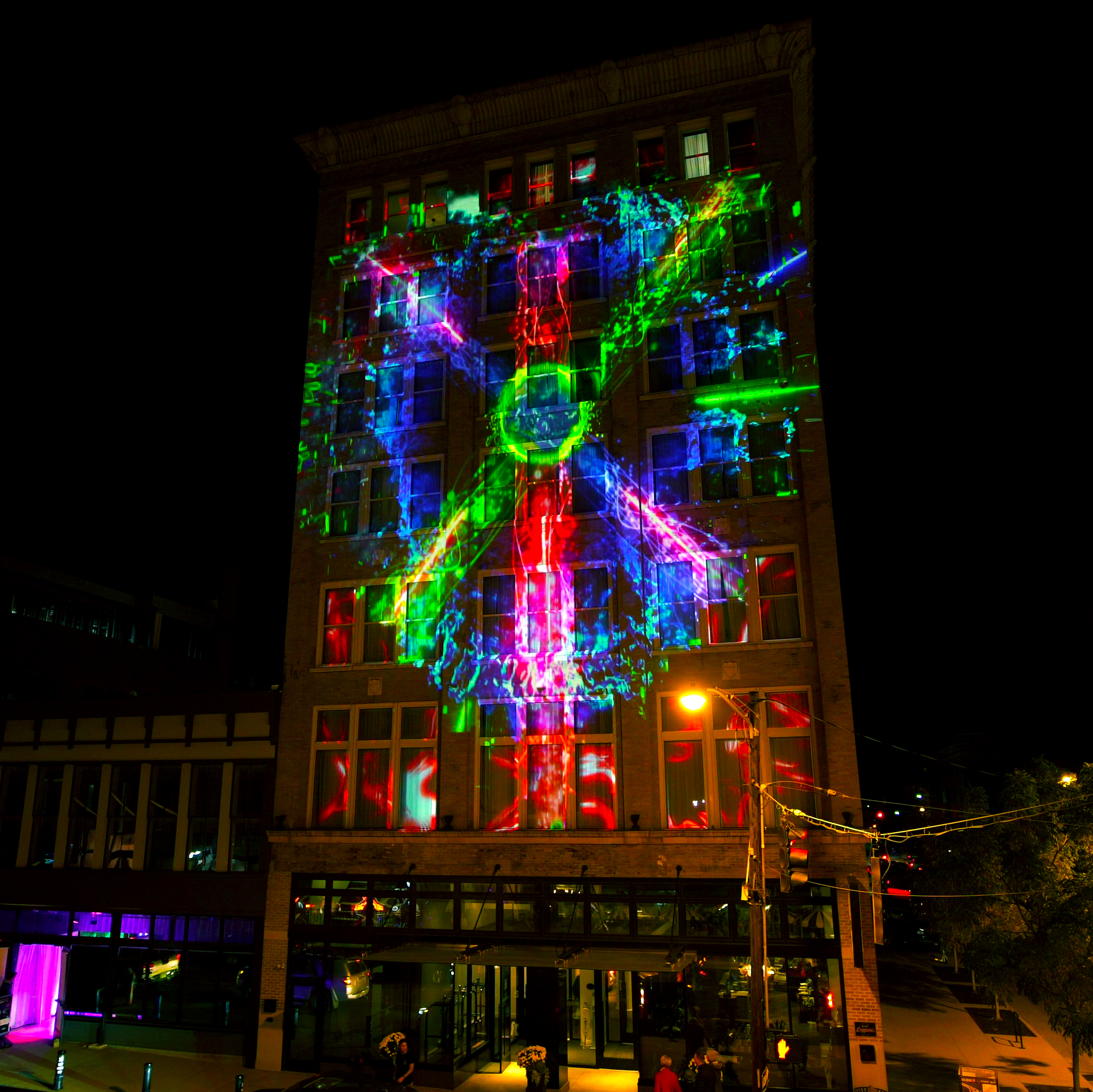 “Eco-nnections: Together” Nature-themed Projection Mapping at BLINK