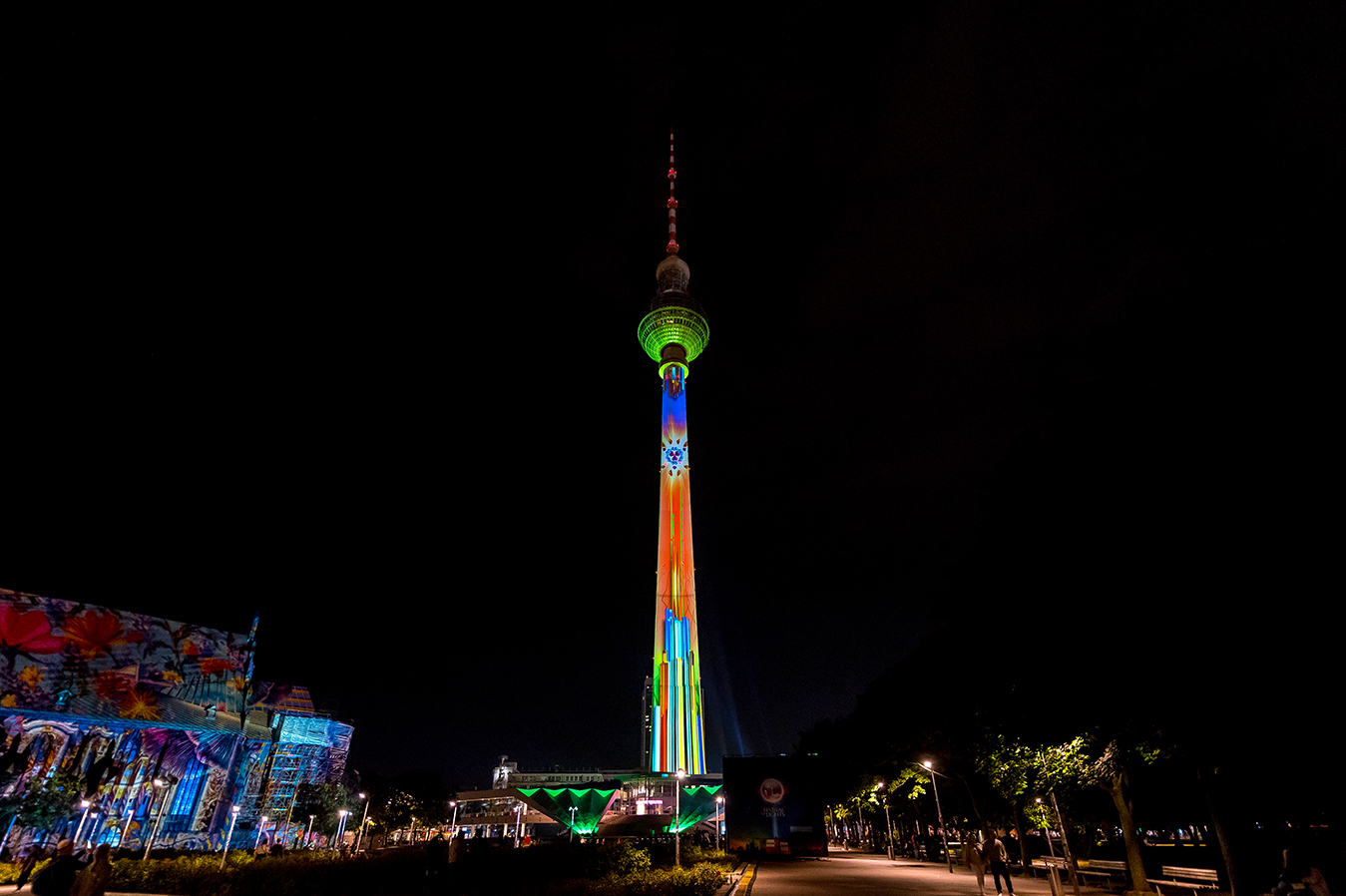 Evolve Love projection mapping Berlin TV Tower