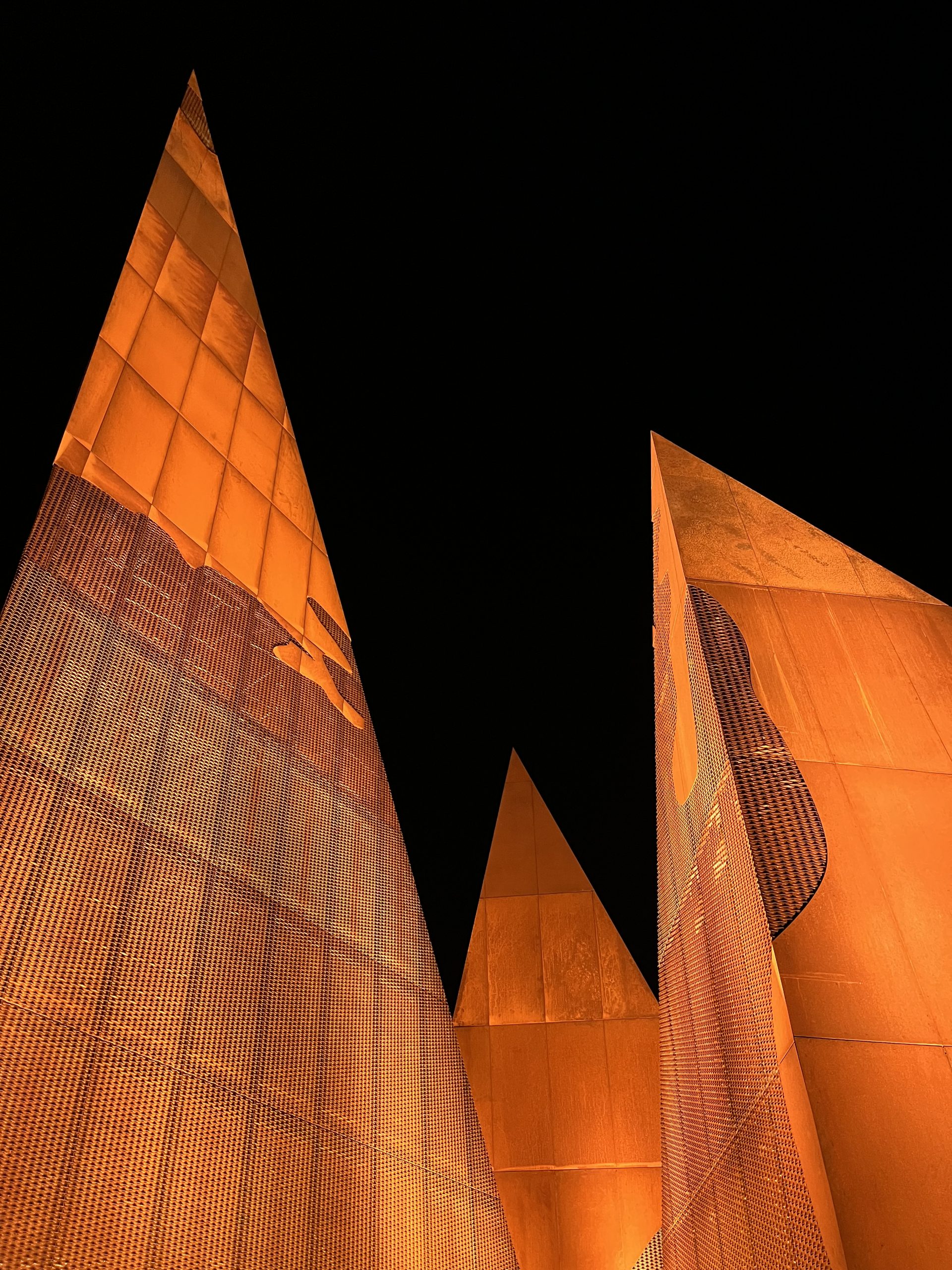 The Peaks – Gateway Sculpture to Salt Lake City International Airport