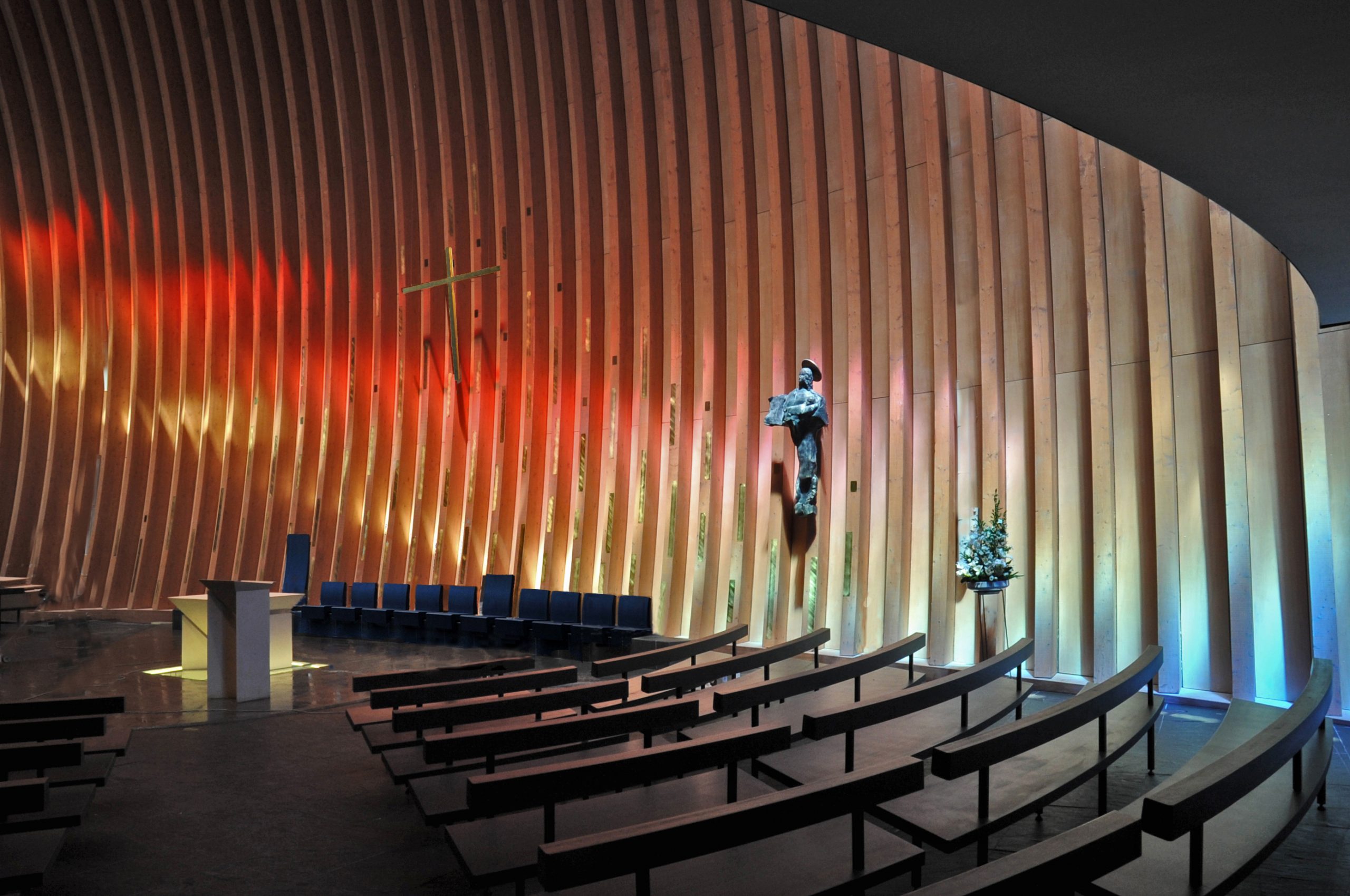 ARCUS LUX for the first French cathedral of the 21st century in Paris/Creteil